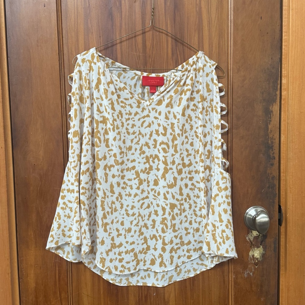 Jennifer Lopez Elegant Cream and Gold Blouse Open Ladder, Bell Sleeves (M)